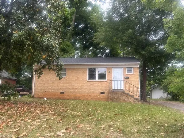 826 Dixon Avenue, Asheboro, NC 27203