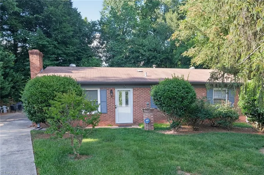 5 Godwin Court, Greensboro, NC 27405 - #2