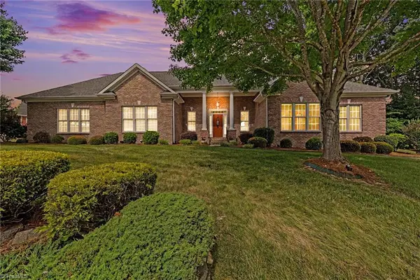 121 N Wildcat Run Court, Advance, NC 27006
