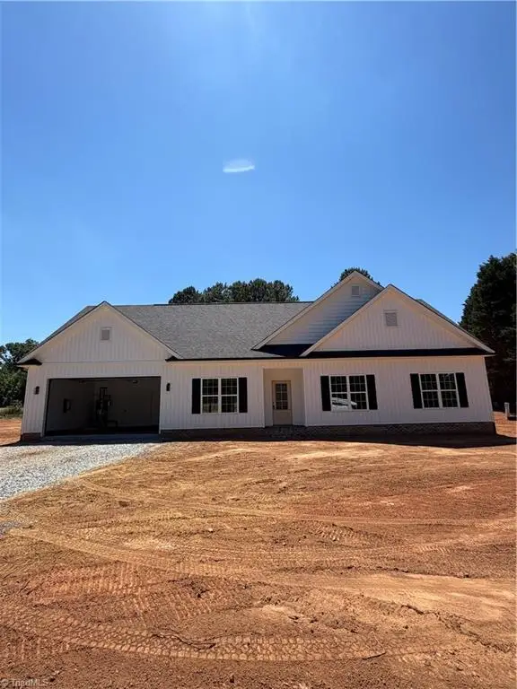 116 Comanche Trail, Lexington, NC 27295