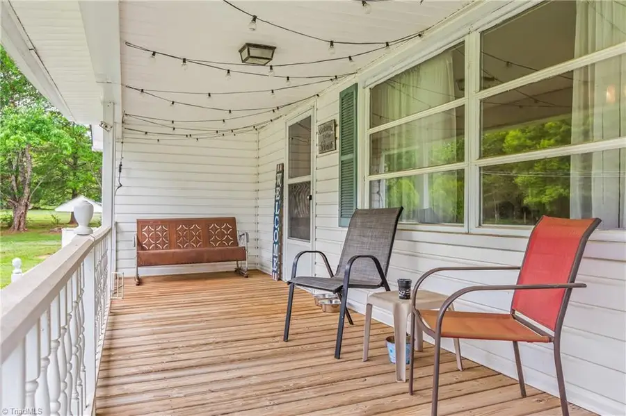 304 Armstrong Road, Pilot Mountain, NC 27041 - #3