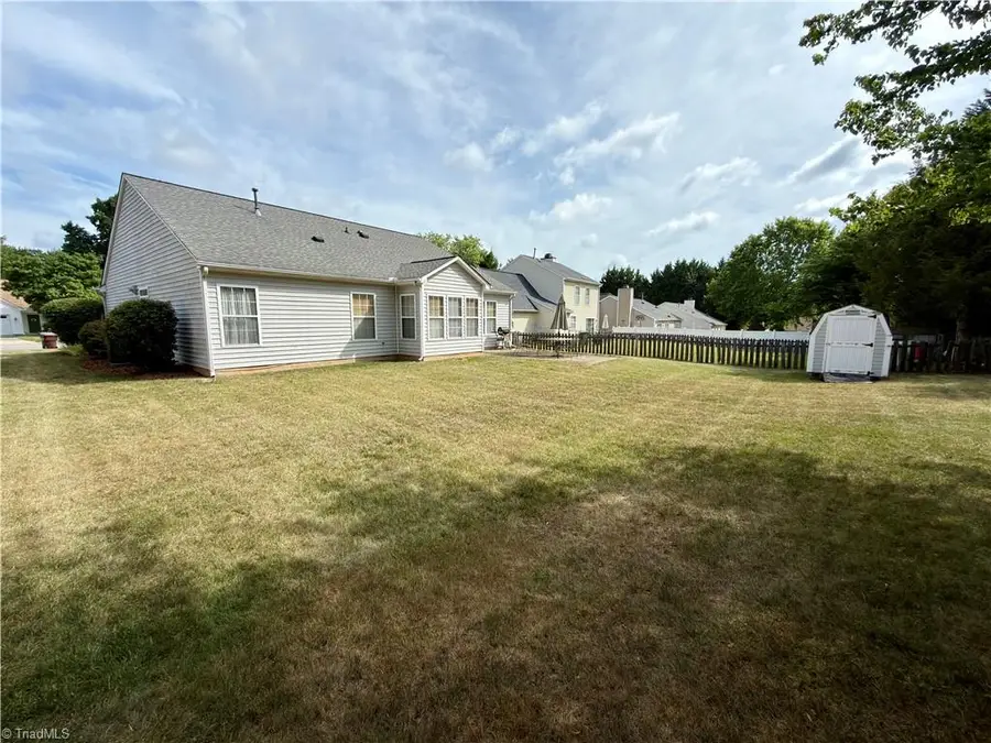 3706 Queenswood Lane, Jamestown, NC 27282 - #2
