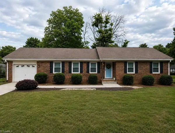 2800 New Garden Road E, Greensboro, NC 27455