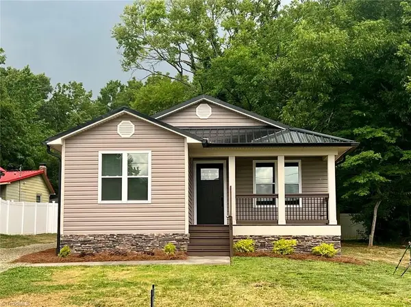 700 W Holt Street, Mebane, NC 27302
