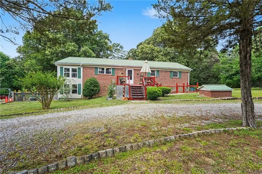 202 Arrowood Lane, Jamestown, NC 27282 - #2