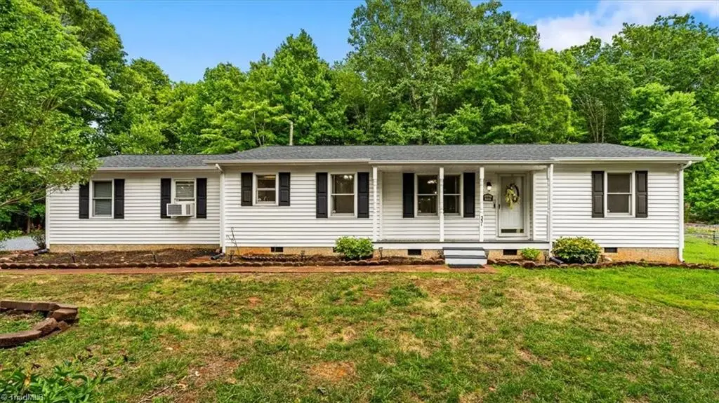 331 Vista Parkway, Asheboro, NC 27205 - #1