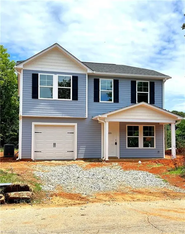 228 E Hemstead Street, Lexington, NC 27292
