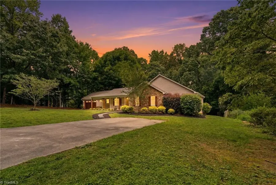 376 Staplewood Road, Lexington, NC 27295 - #2