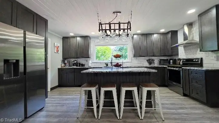 912 Overlook Avenue, Eden, NC 27288 - #2