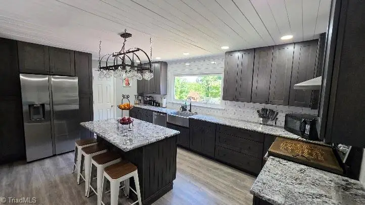912 Overlook Avenue, Eden, NC 27288 - #3