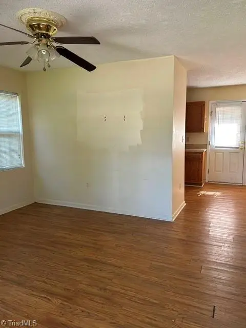 3216 Wellingford Drive, High Point, NC 27265 - #3