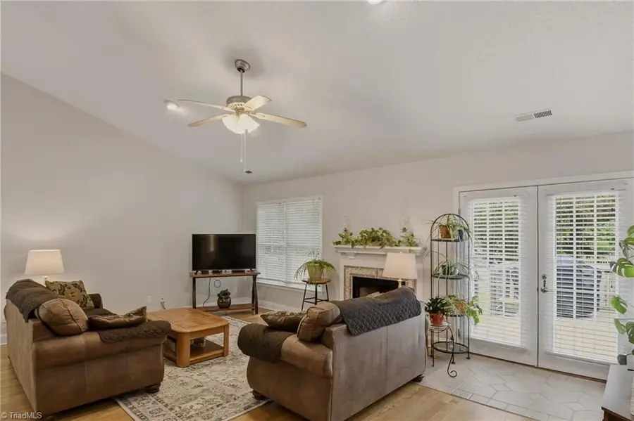 6 Hickory Knoll Court, Greensboro, NC 27407 - #3