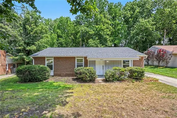 1605 Stoneybrook Drive, High Point, NC 27265