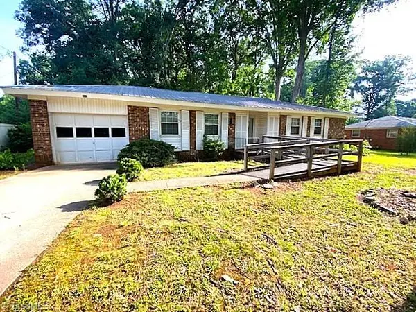 647 Hodgin Valley Road, Pleasant Garden, NC 27313
