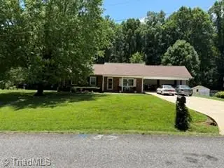 128 Hickory Hollow Road, North Wilkesboro, NC 28659 - #2