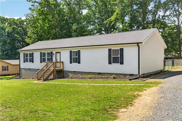 206 Mcknight Street, Asheboro, NC 27205
