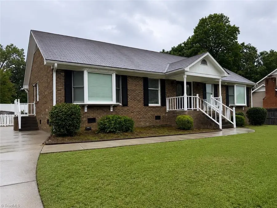 2308 Leeds Avenue, High Point, NC 27265 - #2