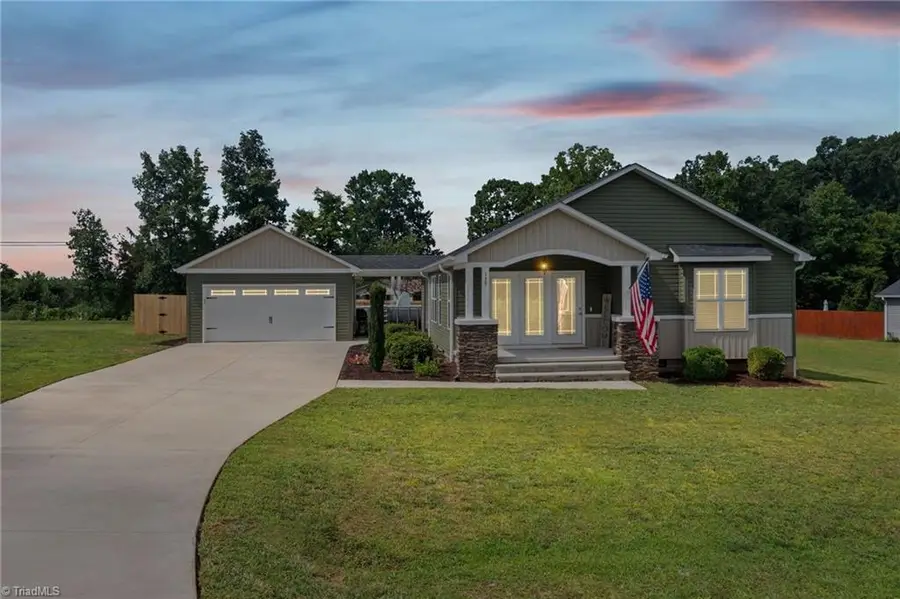 139 Headen Hills Drive, Lexington, NC 27292 - #2
