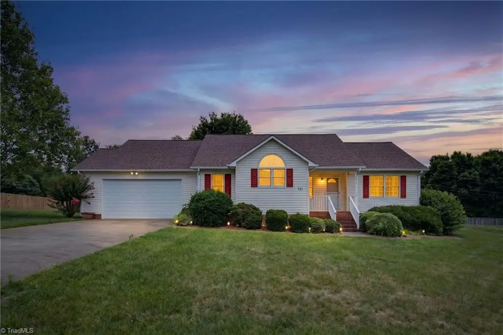 521 Lowergate Lane, Kernersville, NC 27284 - #1