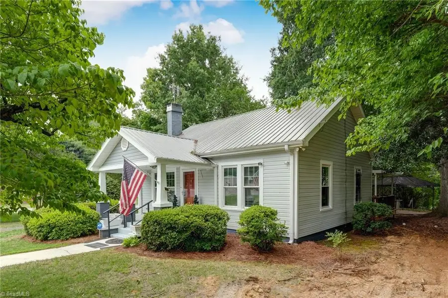 1713 Vance Street, Reidsville, NC 27320 - #2