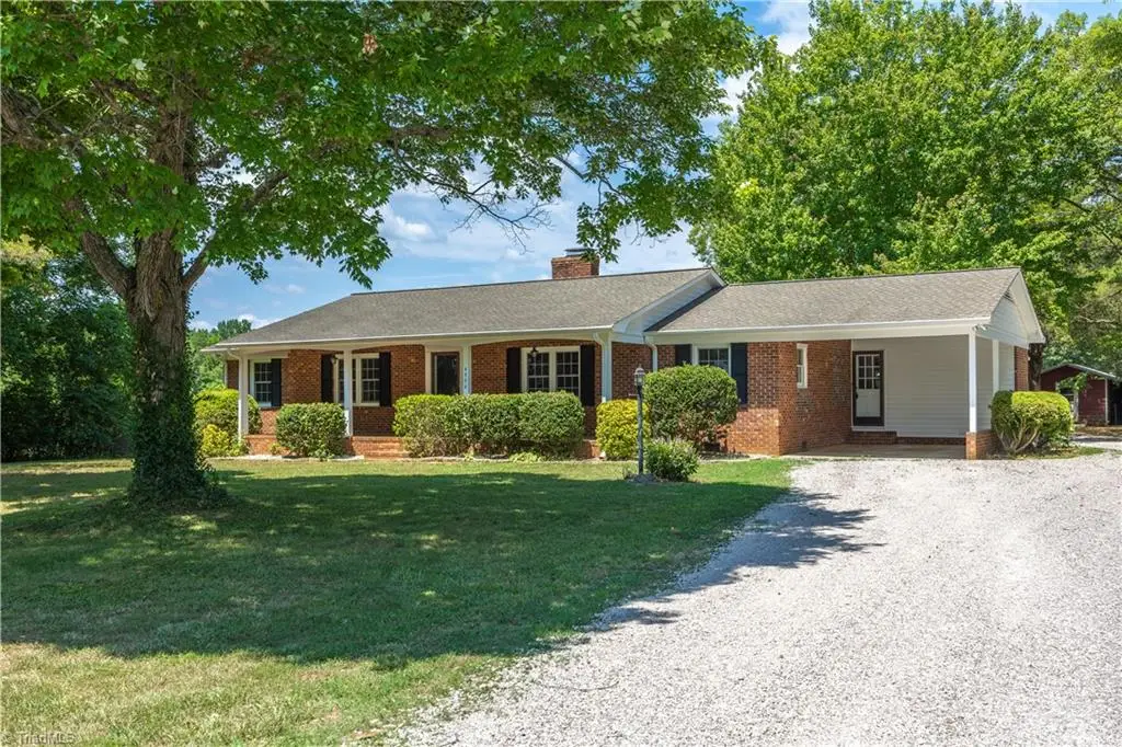 4996 Little Beane Store Road, Seagrove, NC 27341 - #1