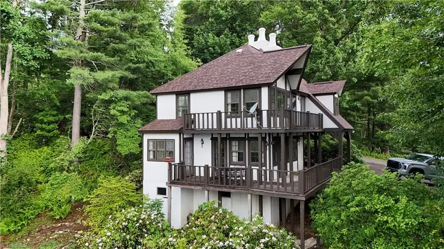 54 Windermere Way, Fancy Gap, VA 24328 - #2