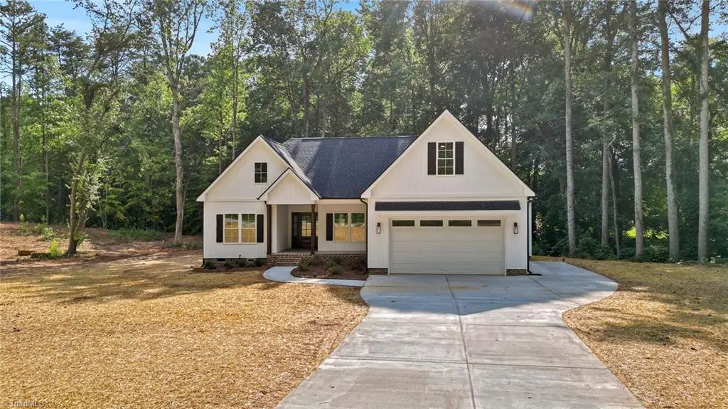 218 Saddlebrook Court, Lexington, NC 27295 - #1