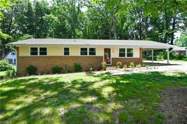 3506 Treeview Lane, Browns Summit, NC 27214
