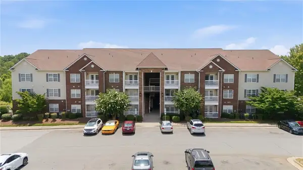1380 Heritage Pointe Drive #204, Winston-Salem, NC 27127