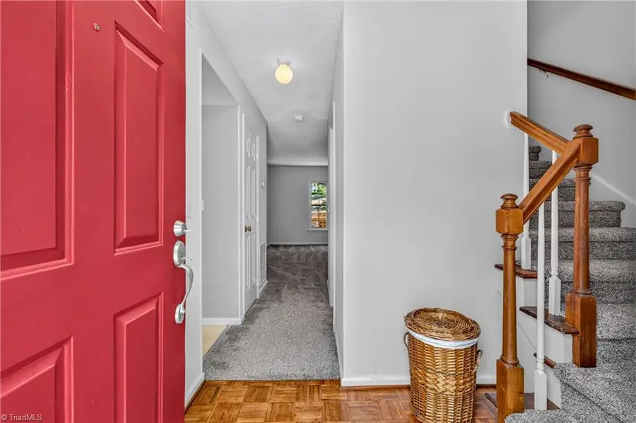 3932 New Garden, Greensboro, NC 27410 - #3