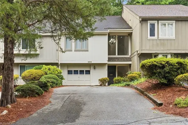 204 Lamplighter Circle, Winston-Salem, NC 27104