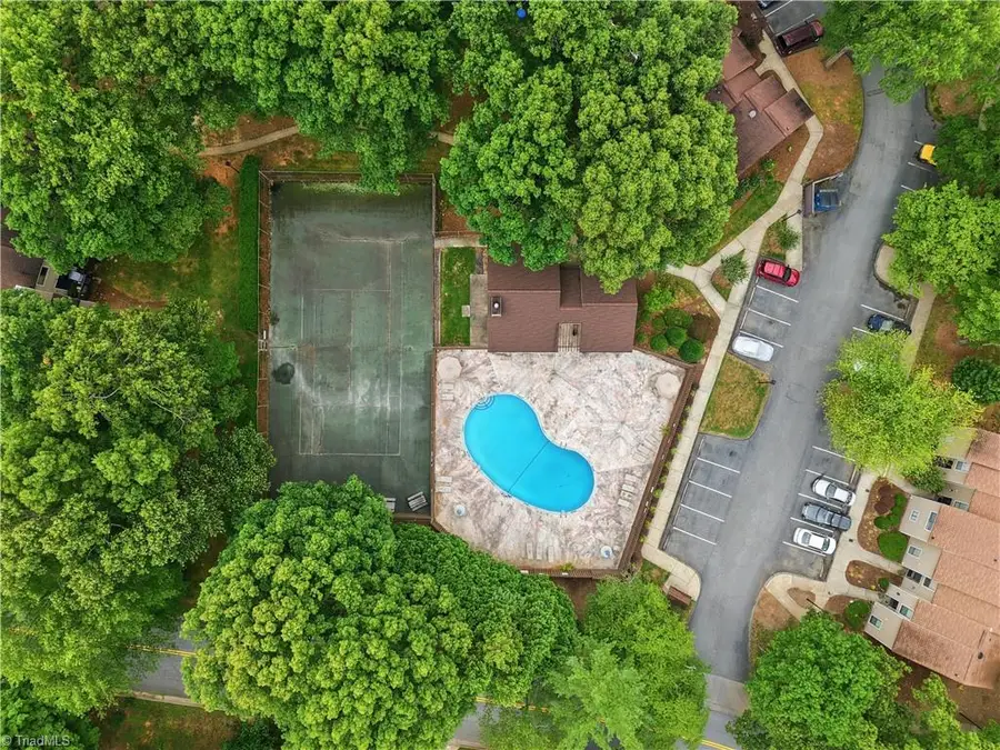 301 Village Lane #B, Greensboro, NC 27409 - #3