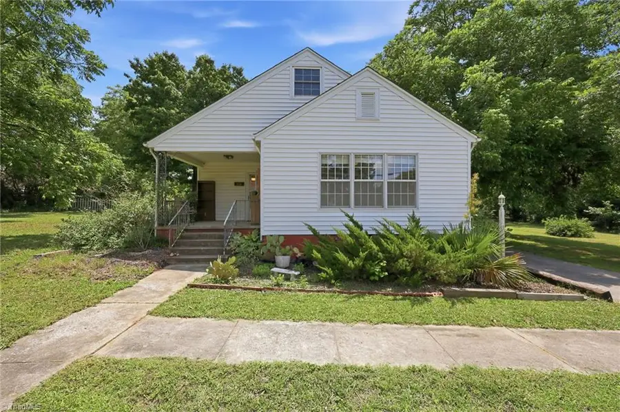 214 Hawthorne Lane, Burlington, NC 27215 - #2