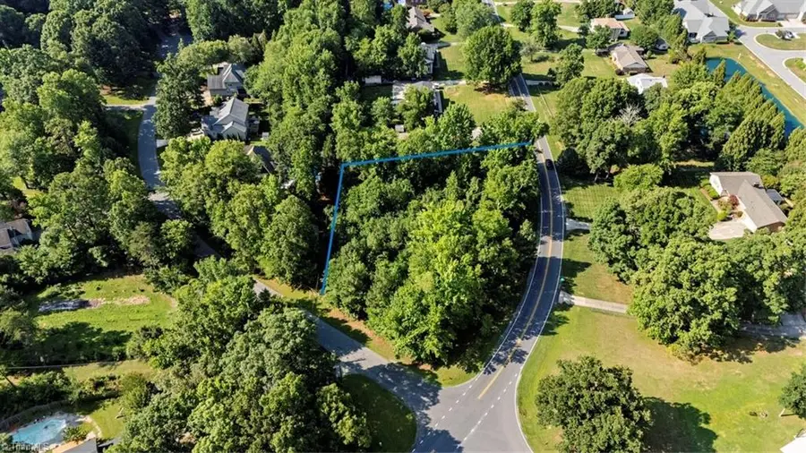 5303 Forest Oaks Drive, Greensboro, NC 27406 - #2