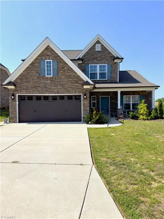 12 Freemont Court, Thomasville, NC 27360 - #1