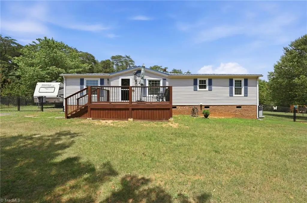 180 B Austin Drive, Eden, NC 27288 - #1