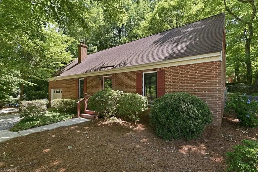 4302 Lawndale Drive, Greensboro, NC 27455 - #2