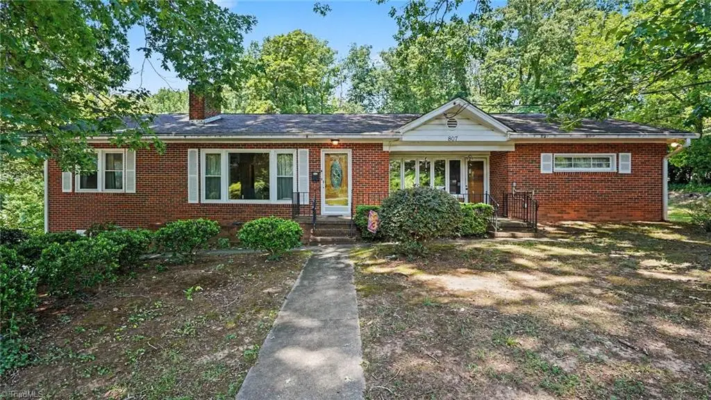 807 E Salisbury Street, Asheboro, NC 27203 - #1