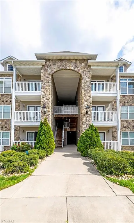 7102 W Friendly Avenue #108, Greensboro, NC 27410 - #1