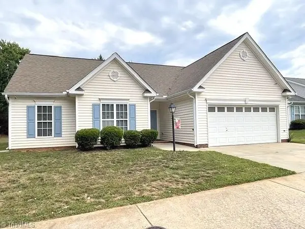 1015 Huntington Ridge Lane, Winston-Salem, NC 27105