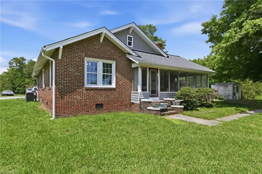 5853 Riverdale Drive, Jamestown, NC 27282 - #2