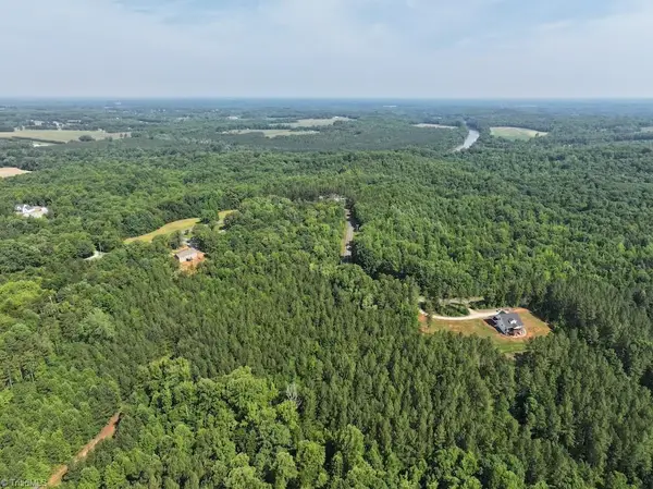 1048 N Goat Pasture Road, Lexington, NC 27295