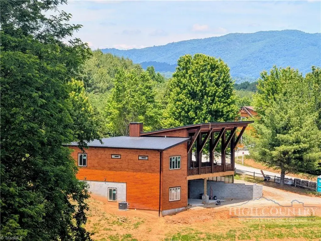 16 Bear Lodge Drive, Sparta, NC 28675 - #1