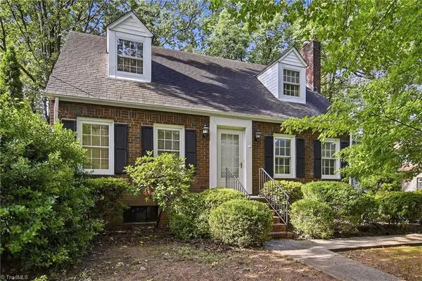 2420 Fairway Drive, Winston-Salem, NC 27103