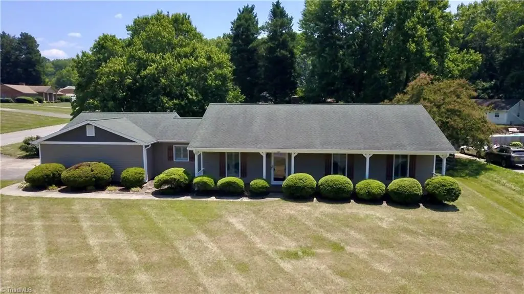 162 Rockford Road, Kernersville, NC 27284 - #1