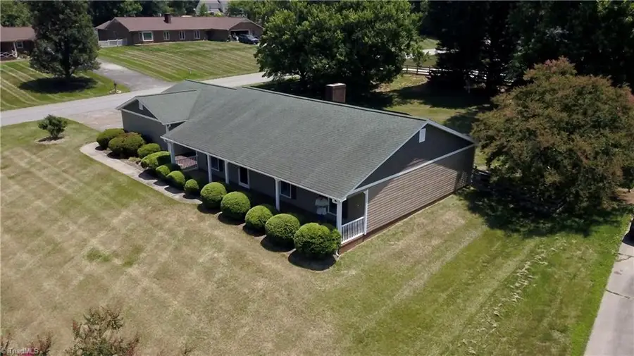 162 Rockford Road, Kernersville, NC 27284 - #2