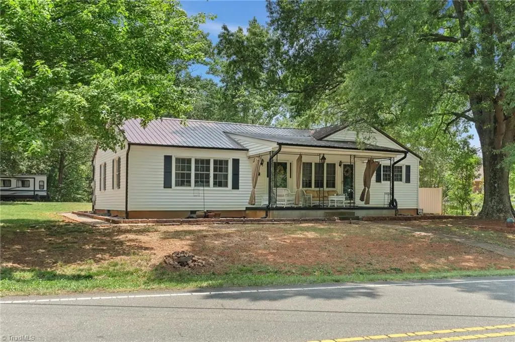 853 Meadowbrook Drive, King, NC 27021 - #1