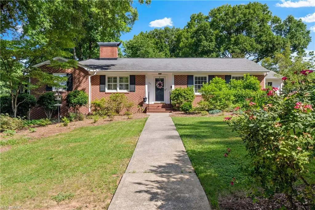 216 S Avalon Road, Winston Salem, NC 27104 - #1
