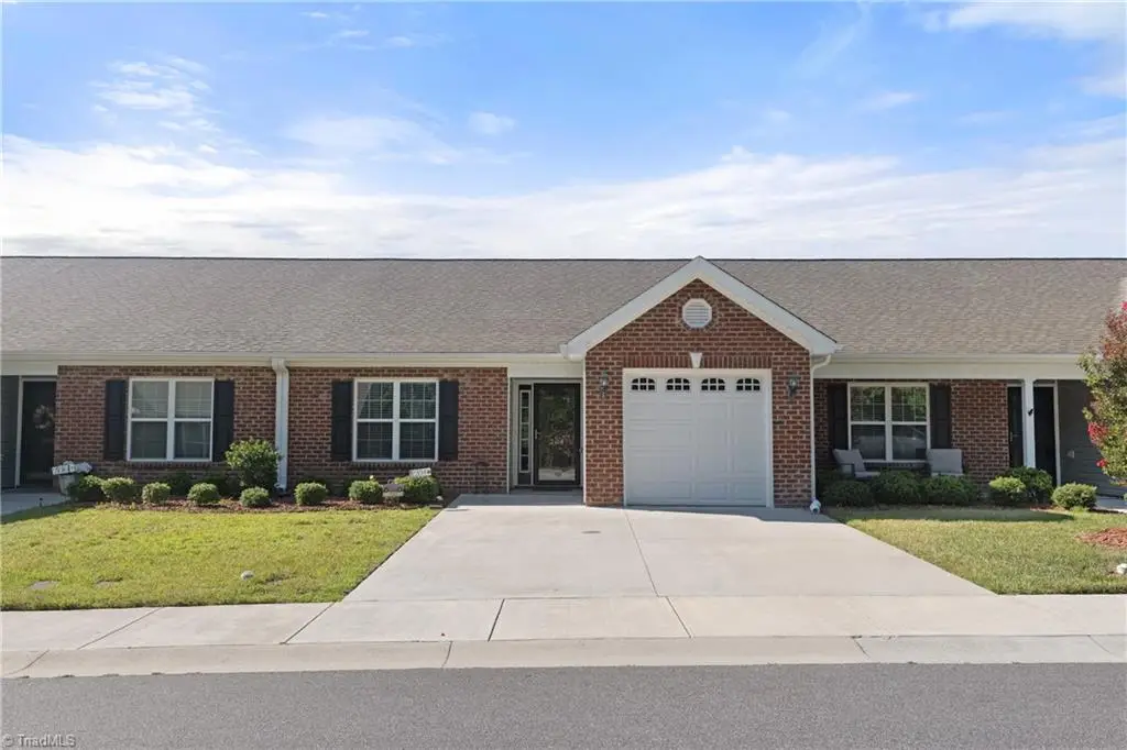 204 Oak Ridge Drive, Archdale, NC 27263 - #1