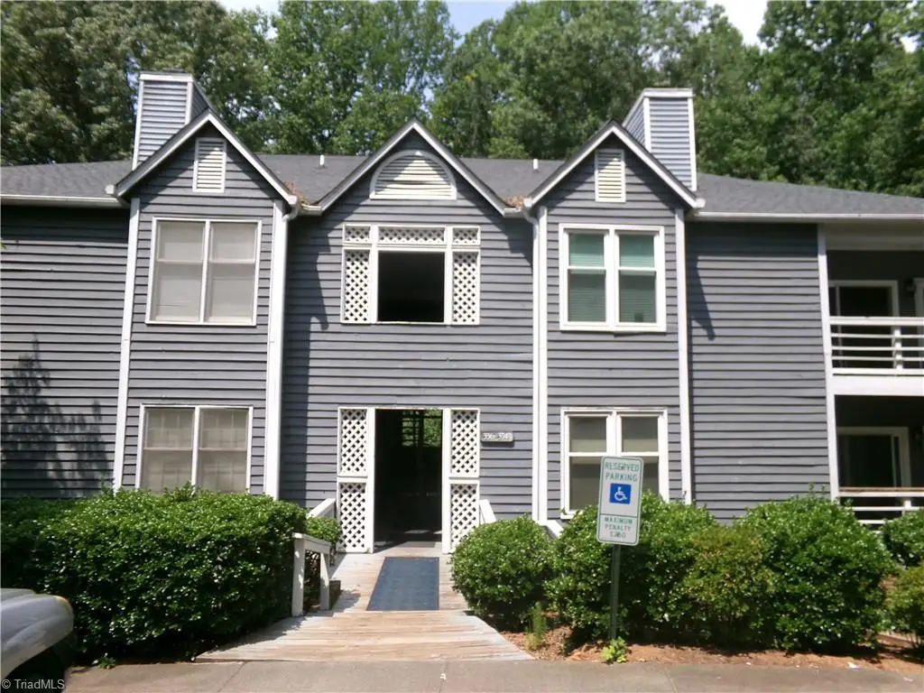 352 Meadows Circle, Winston Salem, NC 27104 - #1